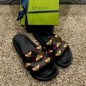 Gucci Slides